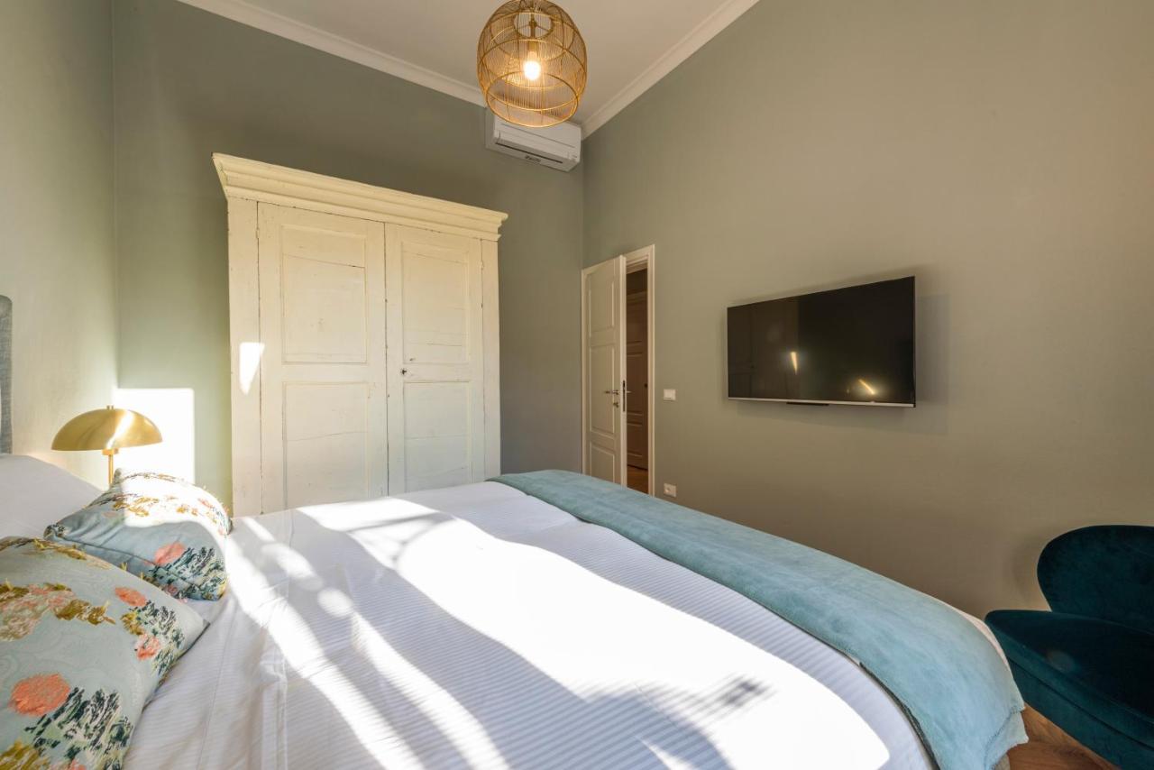 Dimora San Frediano, Oltrarno's Gem With Patio Apartamento *